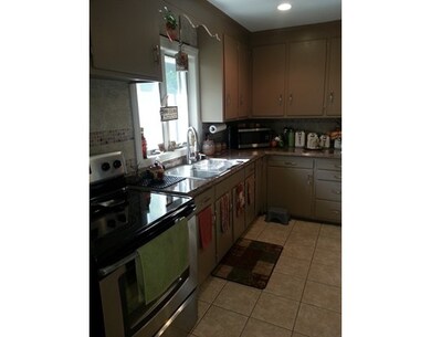37 Chevy Chase Rd, Worcester, MA 01606 - photo 5