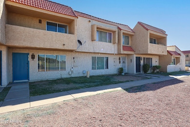 6349 N 49th Ave, Glendale, AZ 85301 - photo 2