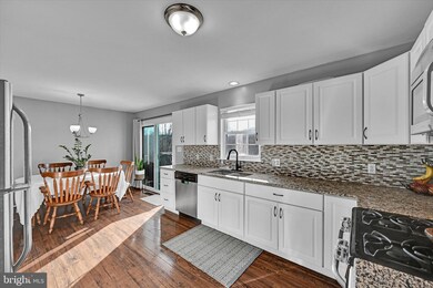 117 Bainbridge Cir, Reading, PA 19608 - photo 6