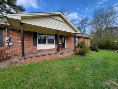 61 Edgewood Ct, Manchester, TN 37355 - photo 4