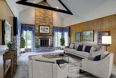 10026 Briar Dr, Houston, TX 77042 - photo 5