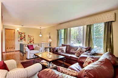 8516 Liable Rd, Highland, IN 46322 - photo 7