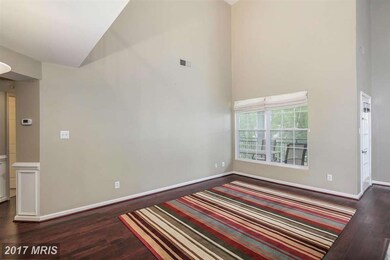 46590 Drysdale Terrace unit 303, Sterling, VA 20165 - photo 3