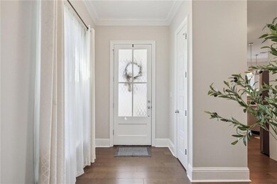 BEAUTIFUL 8' DOORS THROUGHOUT