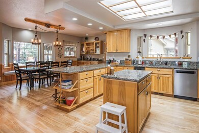 69646 Old Corral Loop, Sisters, OR 97759 - photo 4