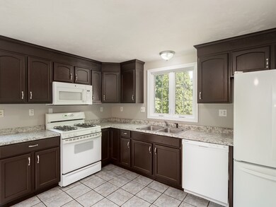 90 Loxwood St, Worcester, MA 01604 - photo 4