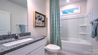 127 Thornberry Rd, Hendersonville, NC 28792 - photo 7