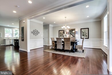 6202 Champion Oak Ct, Falls Church, VA 22044 - photo 5