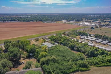 1419 Farm To Market Road 1301, Wharton, TX 77488 - photo 5