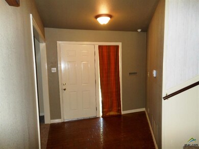 3209 Lynwood Dr, Tyler, TX 75701 - photo 2