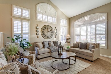 284 W Bluebird Dr-41