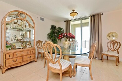 06_610ClematisStreet_600602_2_DiningRoom