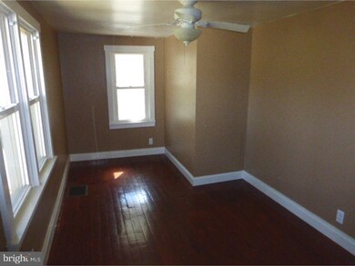 559 Manatawny St, Pottstown, PA 19464 - photo 5