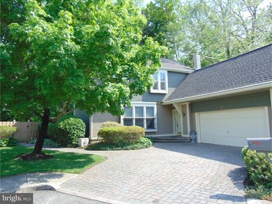 13 Snowball Ct, Mount Laurel, NJ 08054 - photo 2