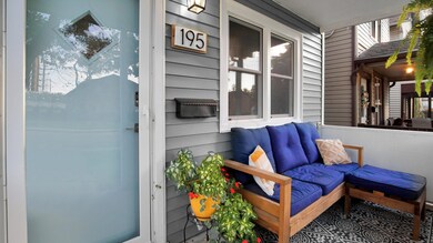 3-web-or-mls-195-e-duncan-st