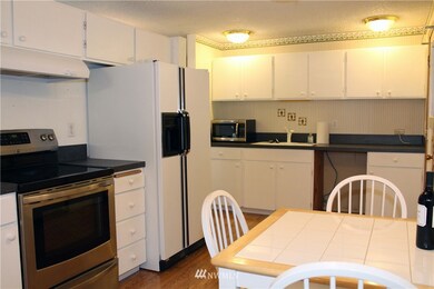 316 S James Ave, East Wenatchee, WA 98802 - photo 5