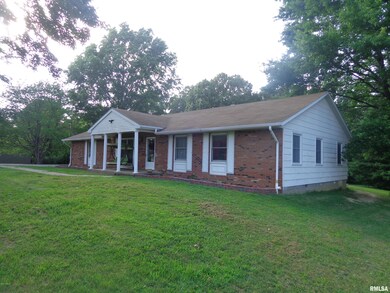 1408 Barnett Rd, Harrisburg, IL 62946 - photo 3