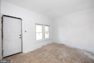 102 S 24th St, Camden, NJ 08105 - photo 5