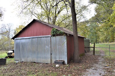 2964 Ownby Rd, Lewisburg, TN 37091 - photo 6