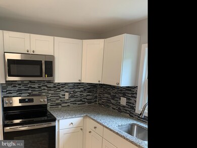 7211 Giddings Dr, Capitol Heights, MD 20743 - photo 7