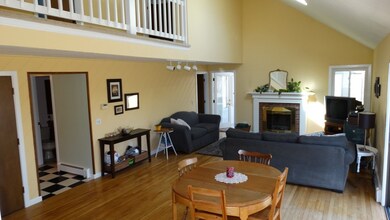 7 Castle Hill Rd, Hopkinton, MA 01748 - photo 5