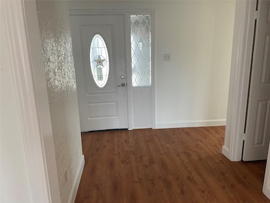 10930 Bob White Dr, Houston, TX 77096 - photo 4