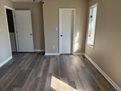 9007 Mahogany Row SE unit B, Huntsville, AL 35802 - photo 7