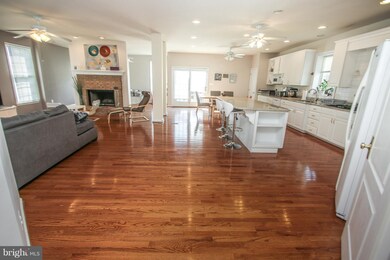 25425 Carrington Dr, Chantilly, VA 20152 - photo 7