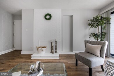 118 Duvall Ln unit 119-303, Gaithersburg, MD 20877 - photo 4