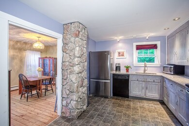 336 Blackstone St, Uxbridge, MA 01569 - photo 4