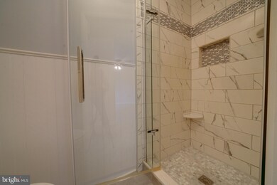 10631 Delfield Ct, Laurel, MD 20723 - photo 4