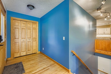 13334 Silverod Court NW - Web Quality - 004 - 06 Foyer.jpg