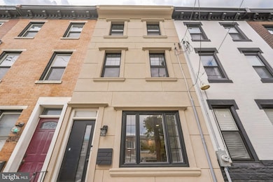 2020 E Cumberland St, Philadelphia, PA 19125 - photo 2