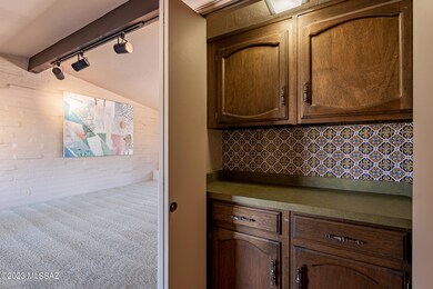 Cocktail cabinet off entry