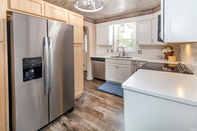 2318 E Franklin St, Evansville, IN 47711 - photo 5