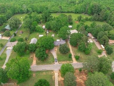 524 W Mckinley Ave, Haughton, LA 71037 - photo 3