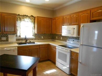 76 Lakewood Rd, Hendersonville, NC 28792 - photo 5