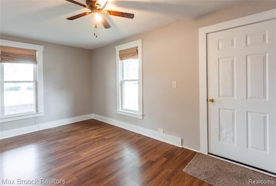 13071 E 13 Mile Rd, Warren, MI 48088 - photo 6