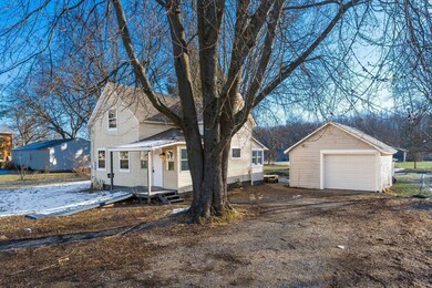 S_-_6421_Columbia_Rd_SW_-_006