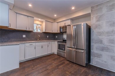 New kitchen with SS appliances, grantite counters 