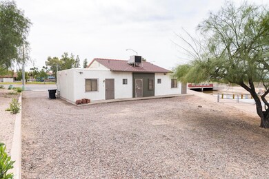 1046 E McKellips-5