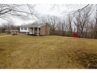 Yard/Garden. Plenty of space indoor and out.