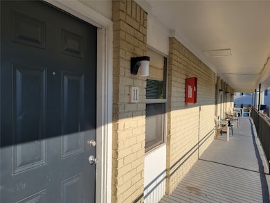 845 Beverly St unit 11, Houston, TX 77007 - photo 4