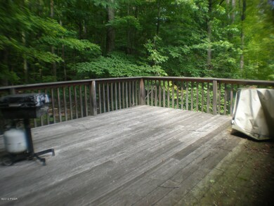 170 Greenview Ct, Hamlin, PA 18427 - photo 7