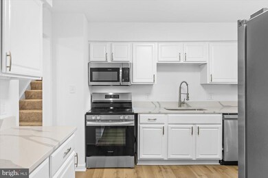 10505 Cobblestone Dr, Spotsylvania, VA 22553 - photo 3