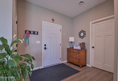 5686 Dahl Cir, Grand Forks, ND 58201 - photo 2