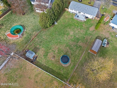 109 Van Buren Rd, Schenectady, NY 12302 - photo 3