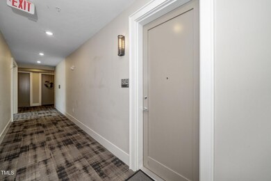 7-web-or-mls-105 Chatham Walk (21 of 32