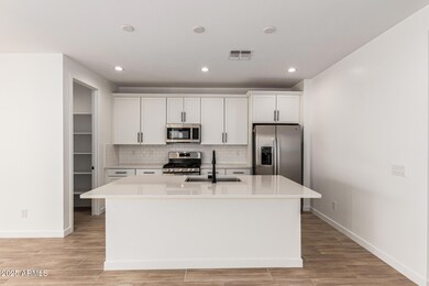 15826 W Vogel Ave, Goodyear, AZ 85338 - photo 7