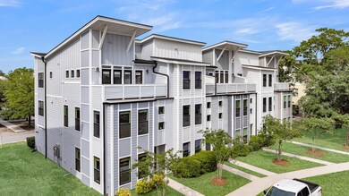 3. CREM - 4414 Avery + Amenities-1-edit